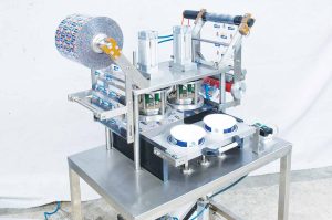 ماكينة لصق وقطع الرولات اليدوية – سعر ماكينة لصق الرولات – ماكينة قص ولصق الفويل